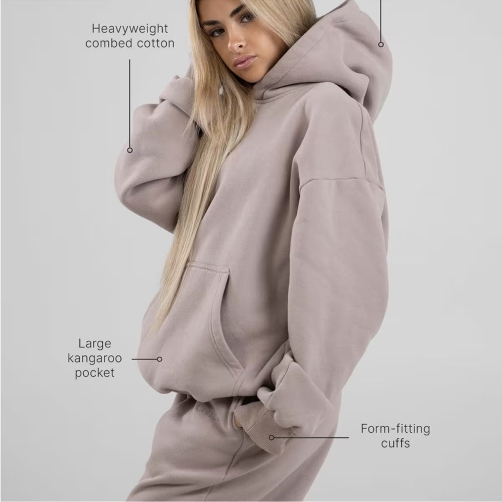 New COMFRT Signature Hoodie in BARK XL - Picture 3 of 8
